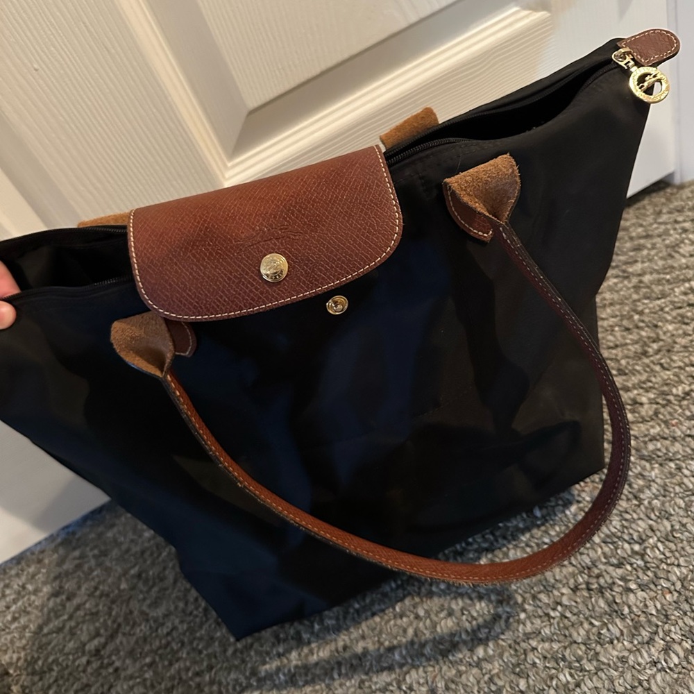 Longchamp medium tote bag